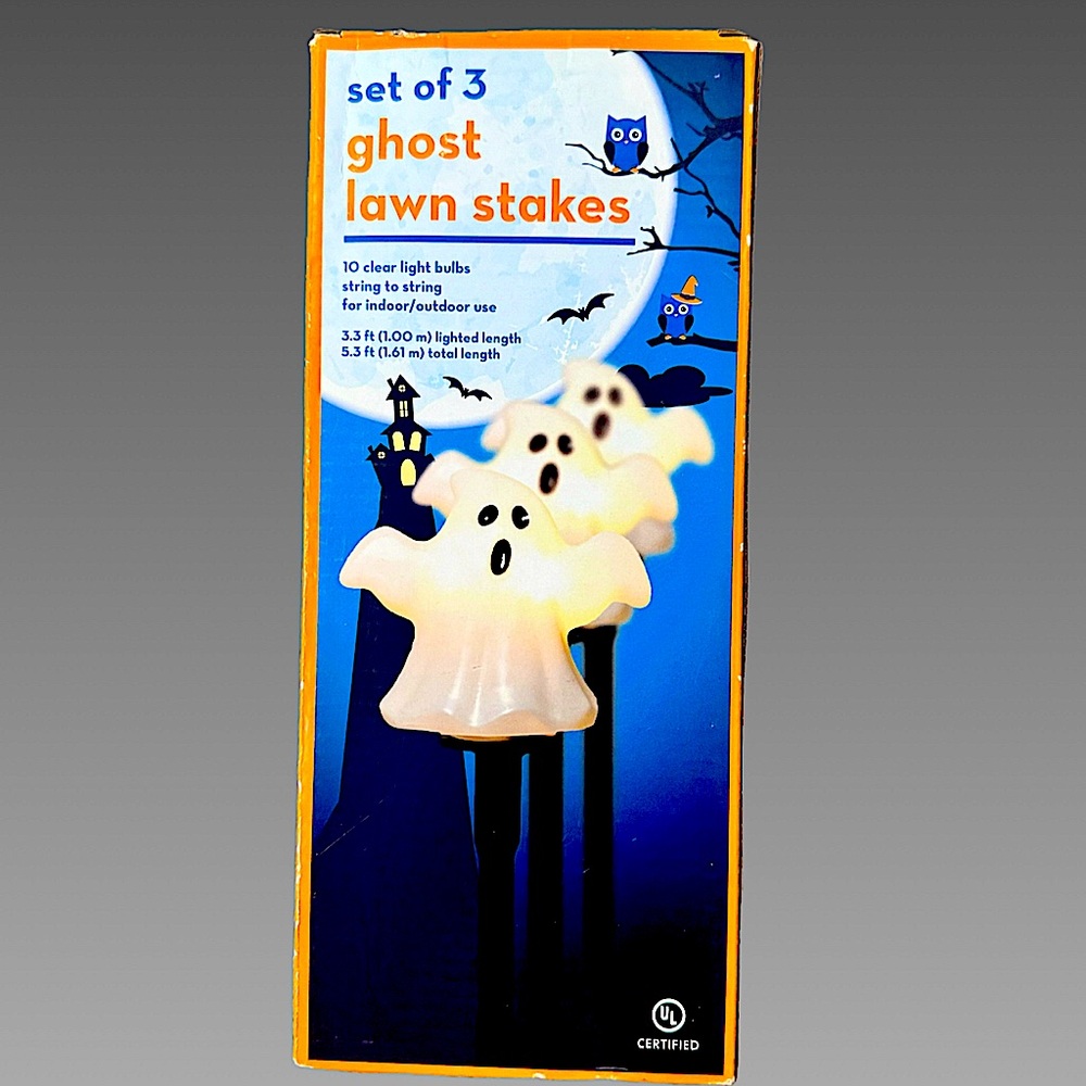 🎃*NWT* Set of‎ 3 Ghost Lawn Stakes/Lights